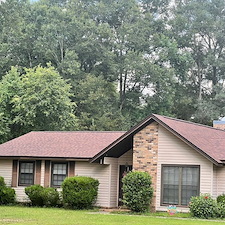 Stonewall-Associates-Installed-Stunning-Roof-Replacement-in-Cantonment-FL-Using-CertainTeed-Landmark-Burnt-Sienna-Shingles 1